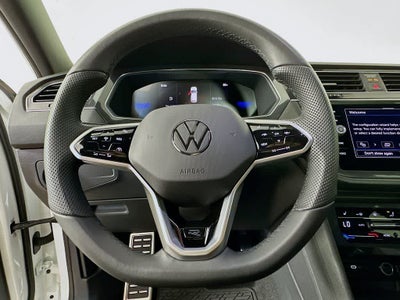 2023 Volkswagen Tiguan SE R-Line Black