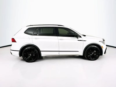 2023 Volkswagen Tiguan SE R-Line Black