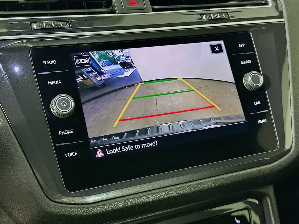 2023 Volkswagen Tiguan SE R-Line Black