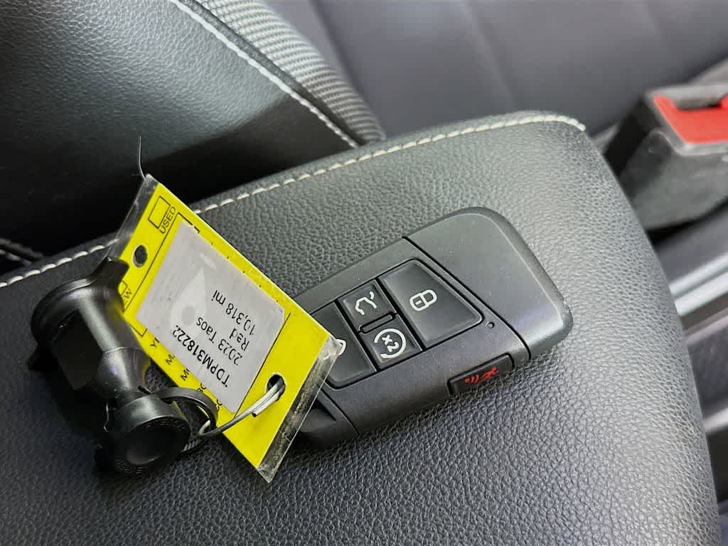 2023 Volkswagen Taos SE