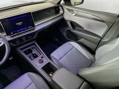2025 Volkswagen Tiguan SE R-Line Black