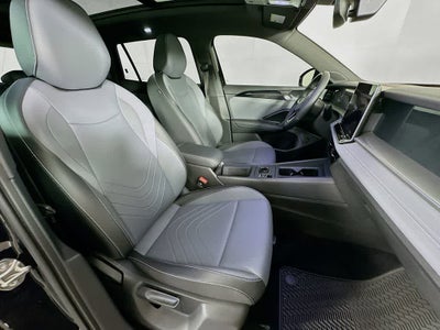 2025 Volkswagen Tiguan SE R-Line Black