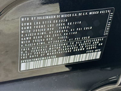 2025 Volkswagen Tiguan SE R-Line Black