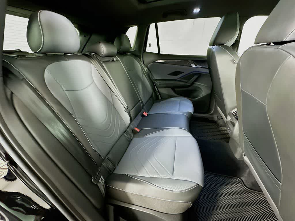 2025 Volkswagen Tiguan SE R-Line Black
