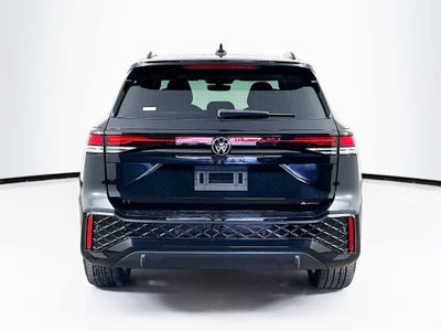 2025 Volkswagen Tiguan SE R-Line Black