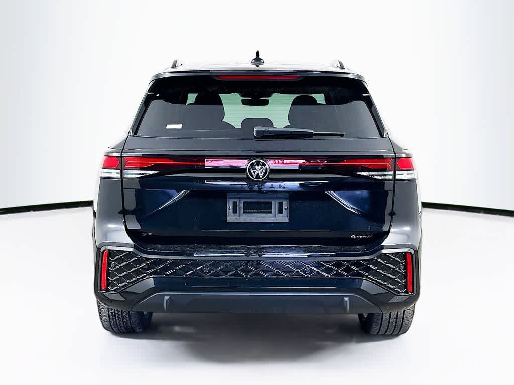 2025 Volkswagen Tiguan SE R-Line Black