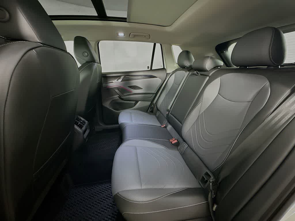 2025 Volkswagen Tiguan SE
