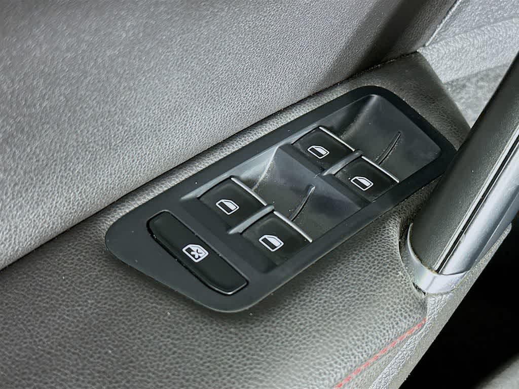 2015 Volkswagen Golf GTI Autobahn