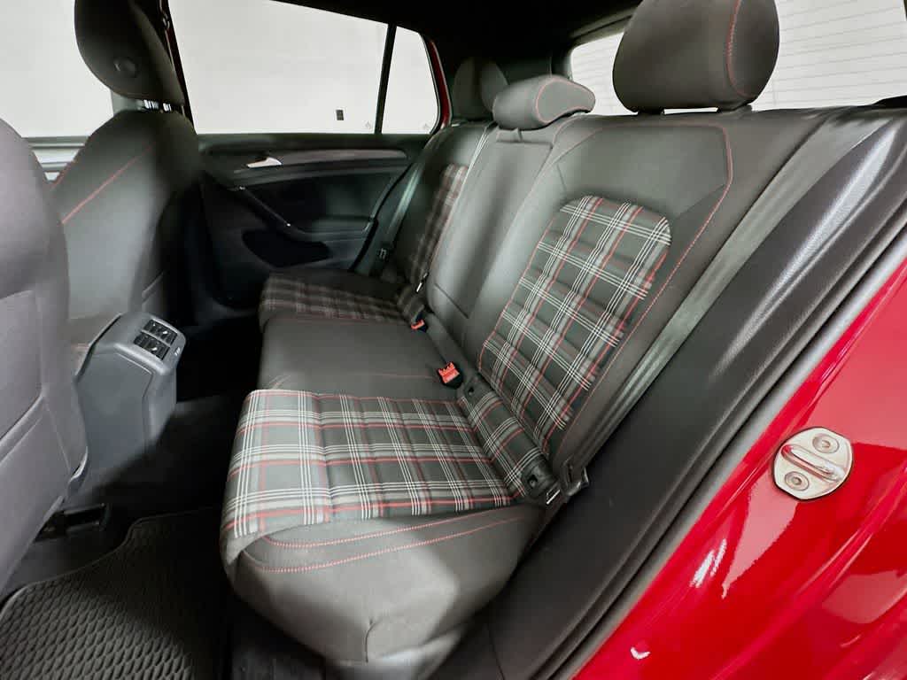 2019 Volkswagen Golf GTI S