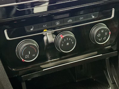 2019 Volkswagen Golf GTI S