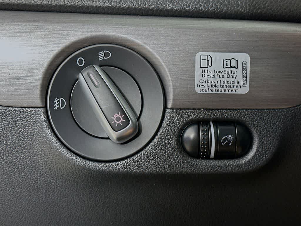 2014 Volkswagen Jetta TDI w/Premium/Nav