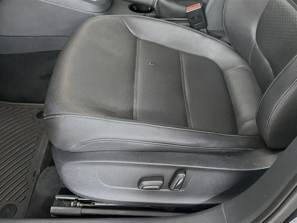 2014 Volkswagen Jetta TDI w/Premium/Nav
