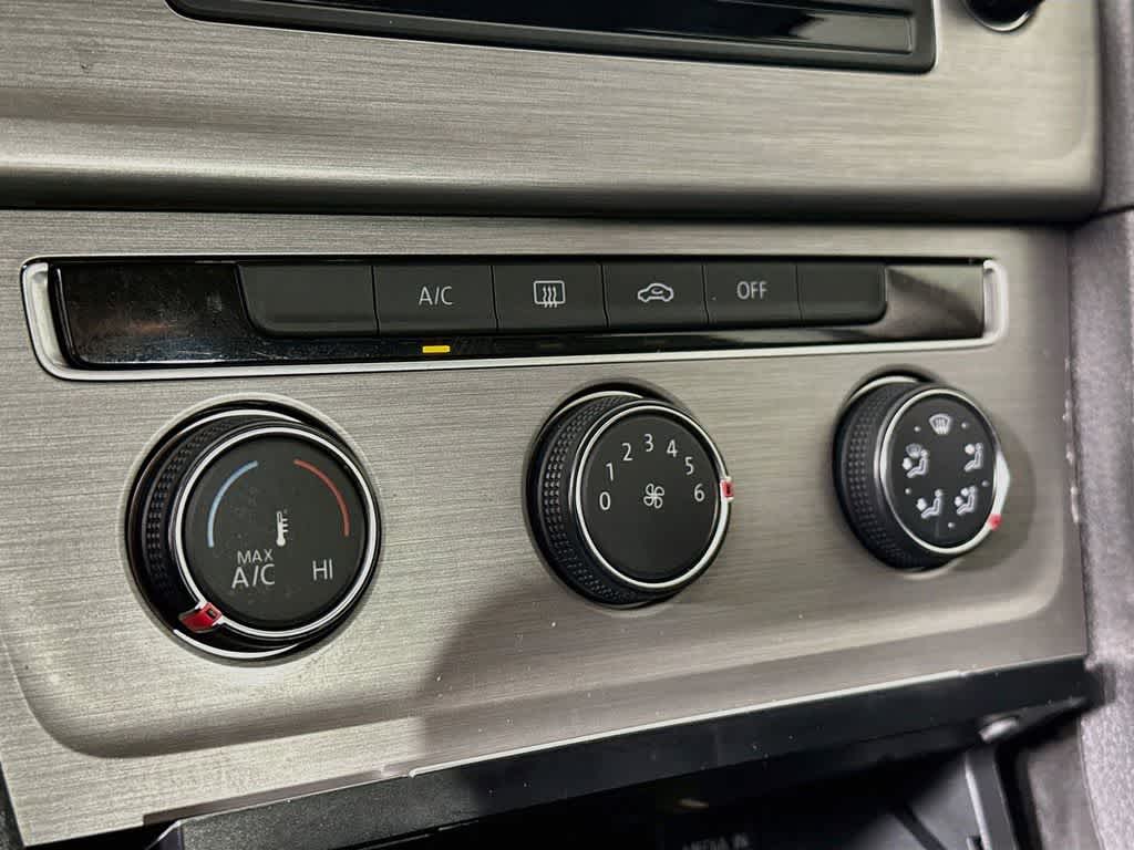 2015 Volkswagen Golf TDI S