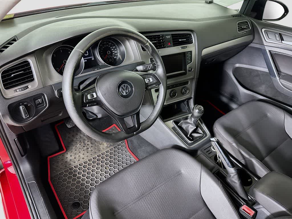 2015 Volkswagen Golf TDI S