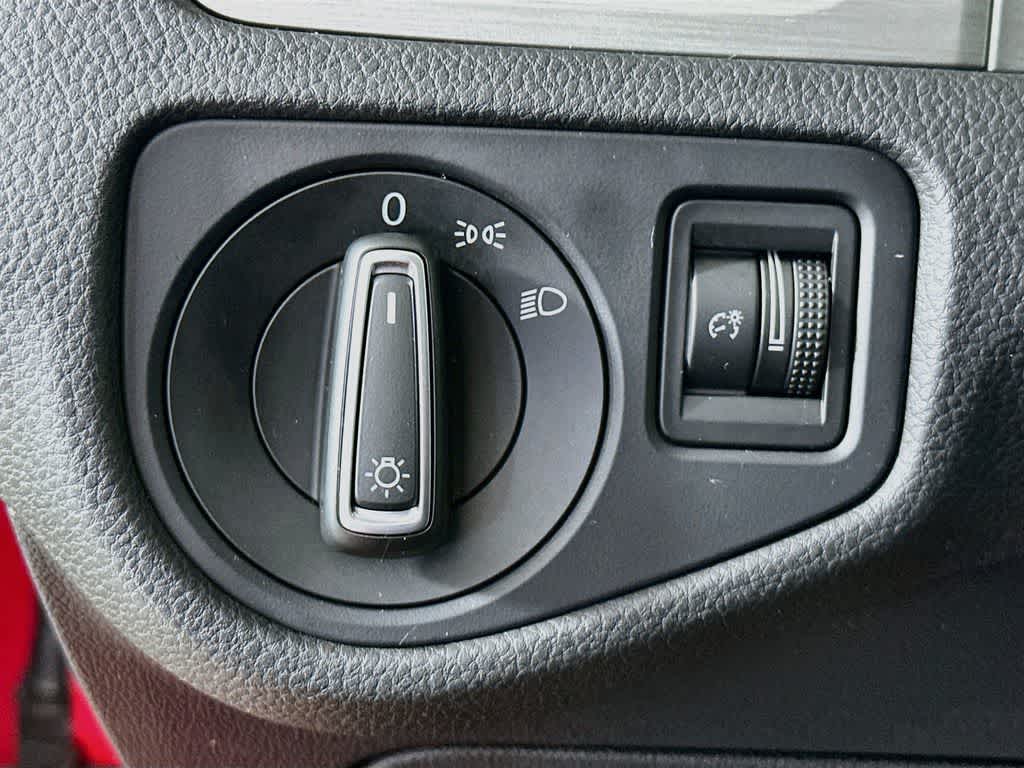 2015 Volkswagen Golf TDI S