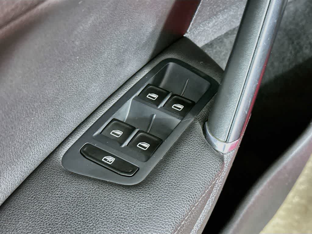 2015 Volkswagen Golf TDI S