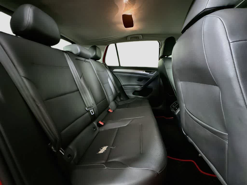 2015 Volkswagen Golf TDI S