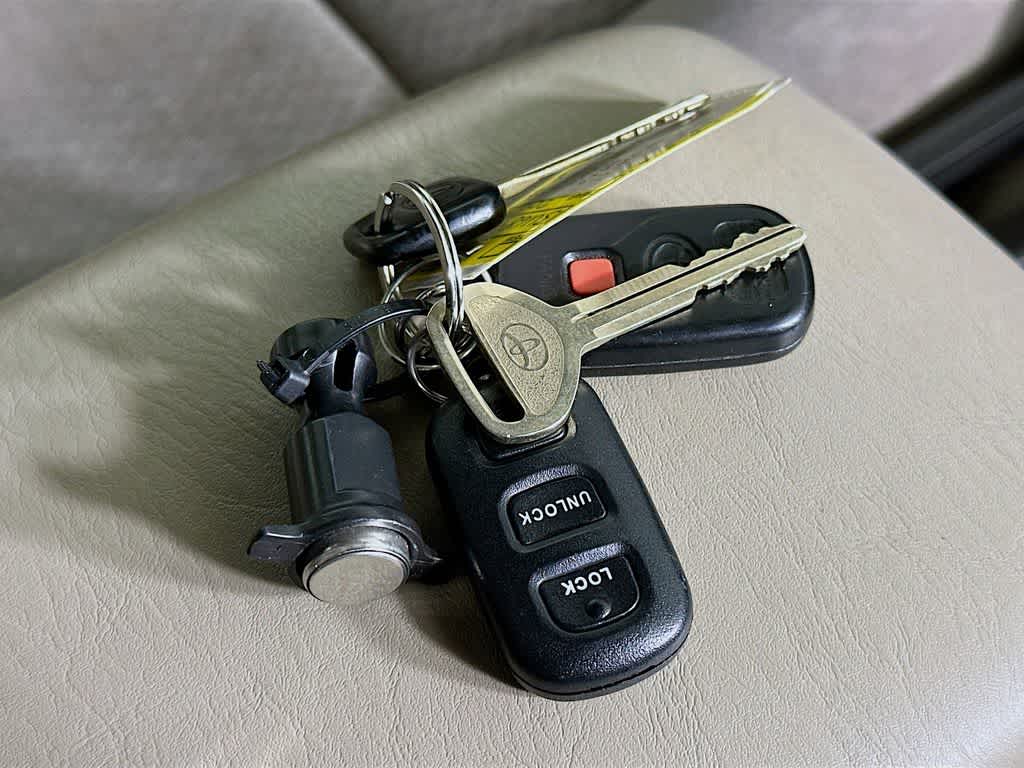 2003 Toyota Camry LE