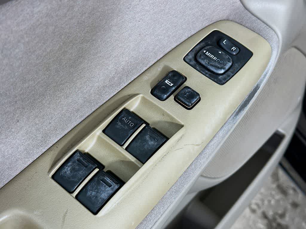 2003 Toyota Camry LE