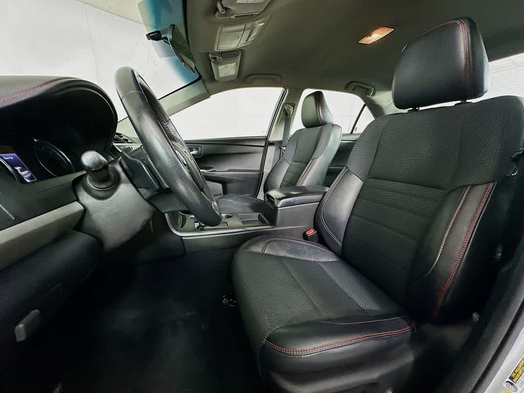 2017 Toyota Camry SE