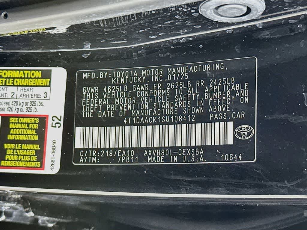 2025 Toyota Camry SE