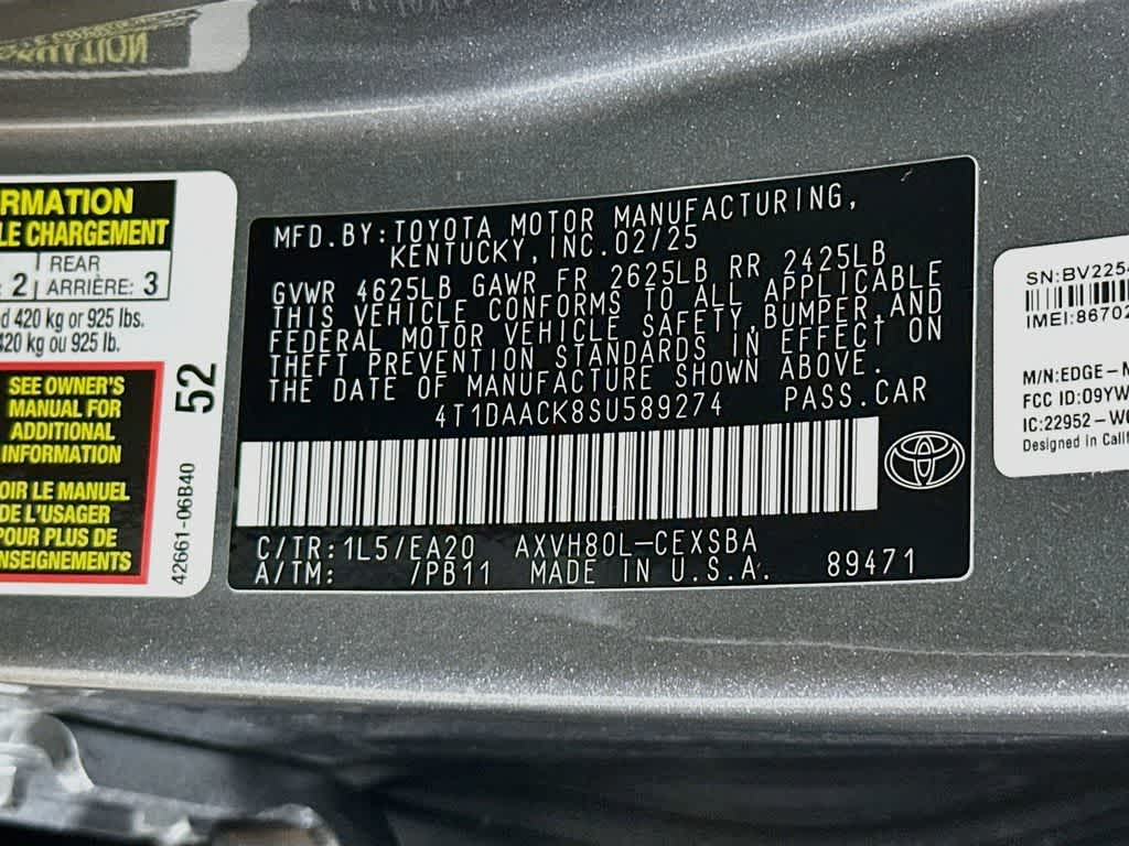2025 Toyota Camry SE