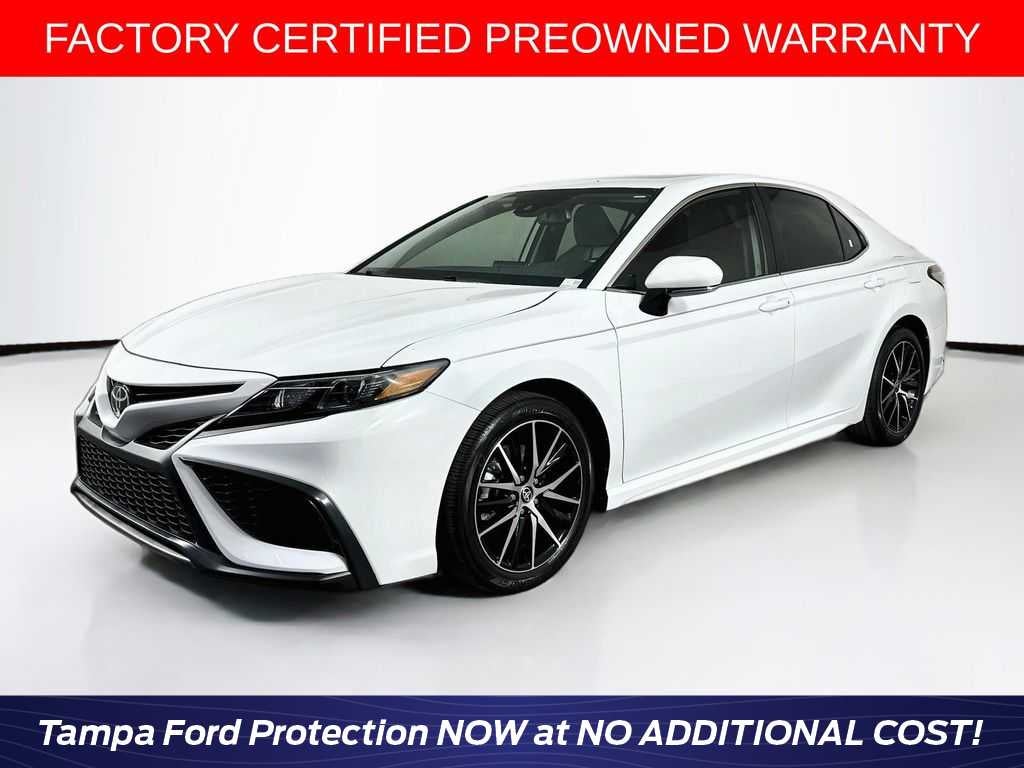 2024 Toyota Camry SE