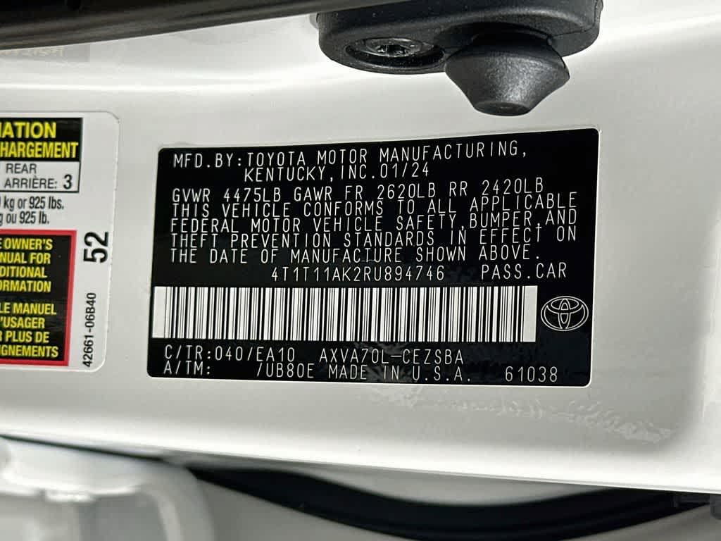 2024 Toyota Camry SE