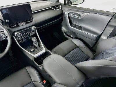 2025 Toyota RAV4 Hybrid XSE