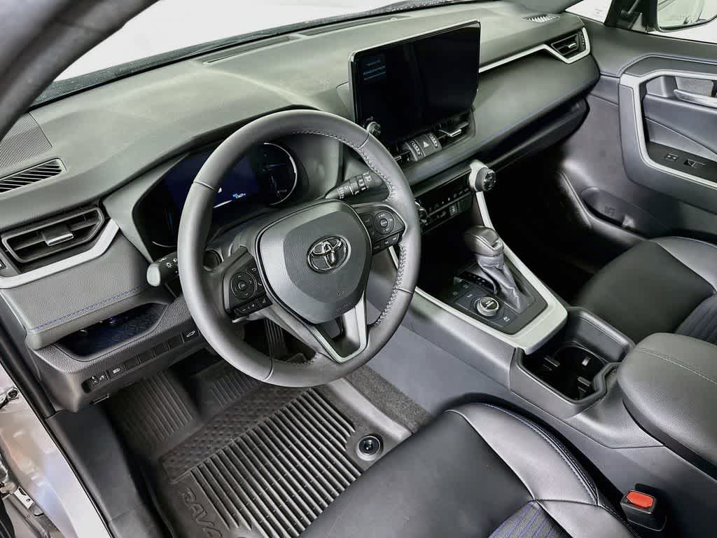 2025 Toyota RAV4 Hybrid XSE