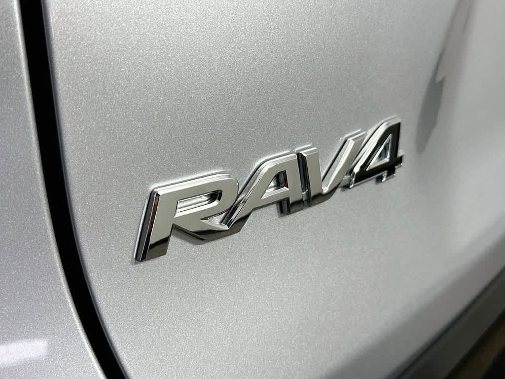 2025 Toyota RAV4 Hybrid XSE