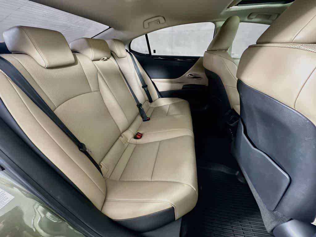 2019 Lexus ES 350 Base