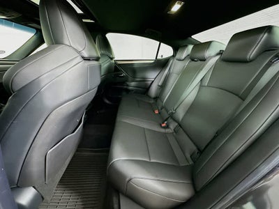 2024 Lexus ES 350 F SPORT Handling