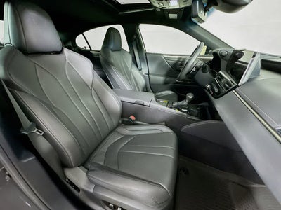 2024 Lexus ES 350 F SPORT Handling