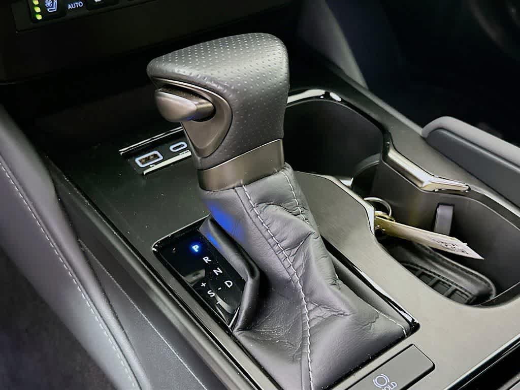 2024 Lexus ES 350 F SPORT Handling