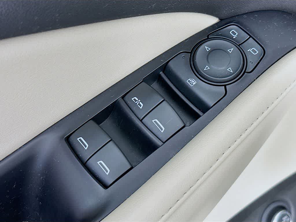 2021 Buick Enclave Essence