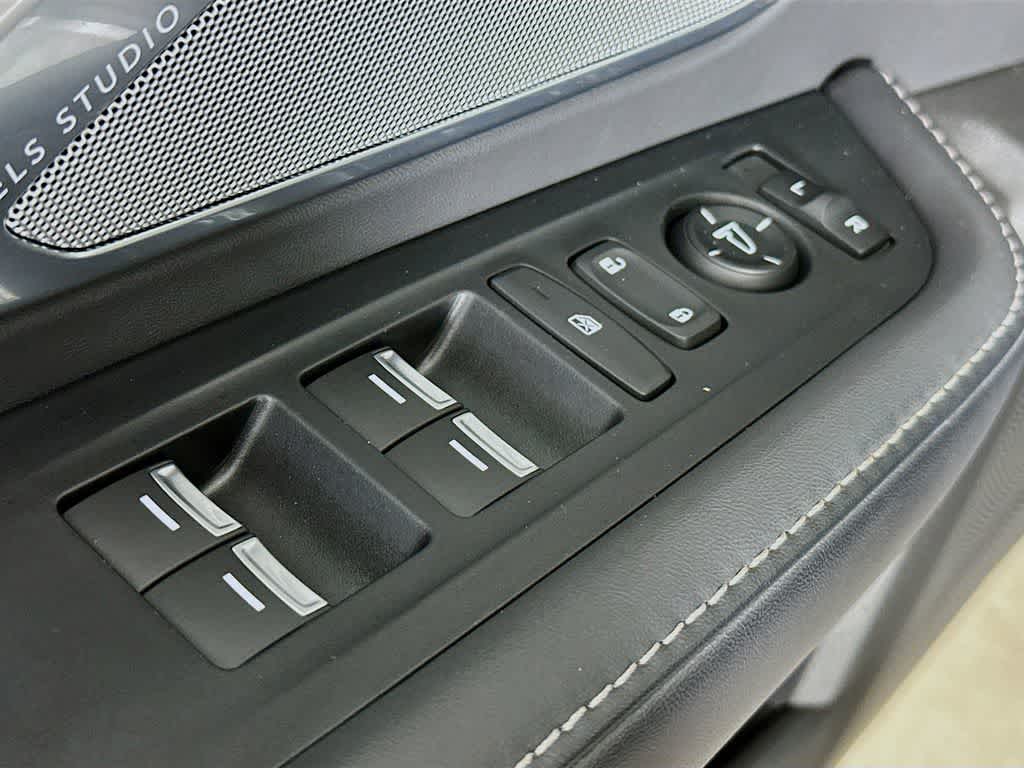 2023 Acura RDX w/Technology Package