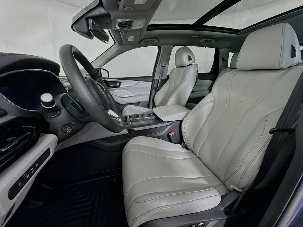 2025 Acura MDX w/Technology Package