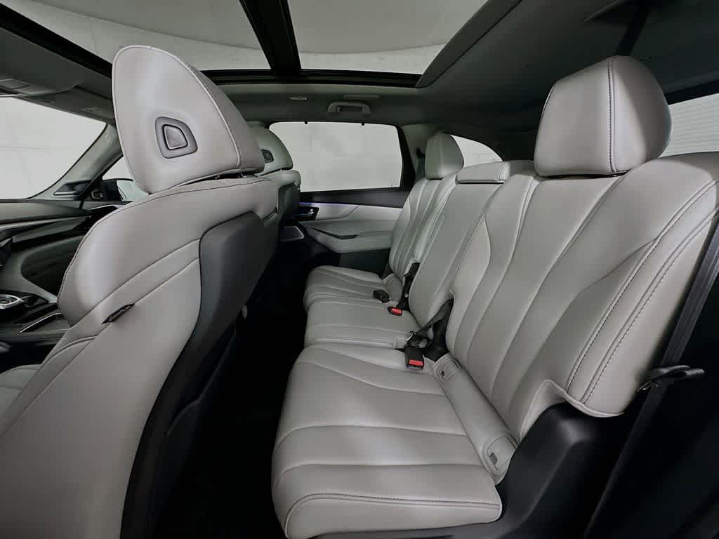 2025 Acura MDX w/Technology Package