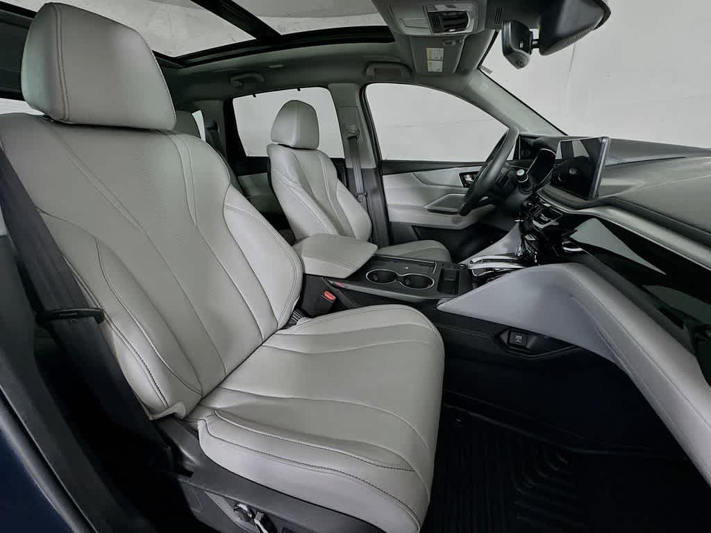 2025 Acura MDX w/Technology Package