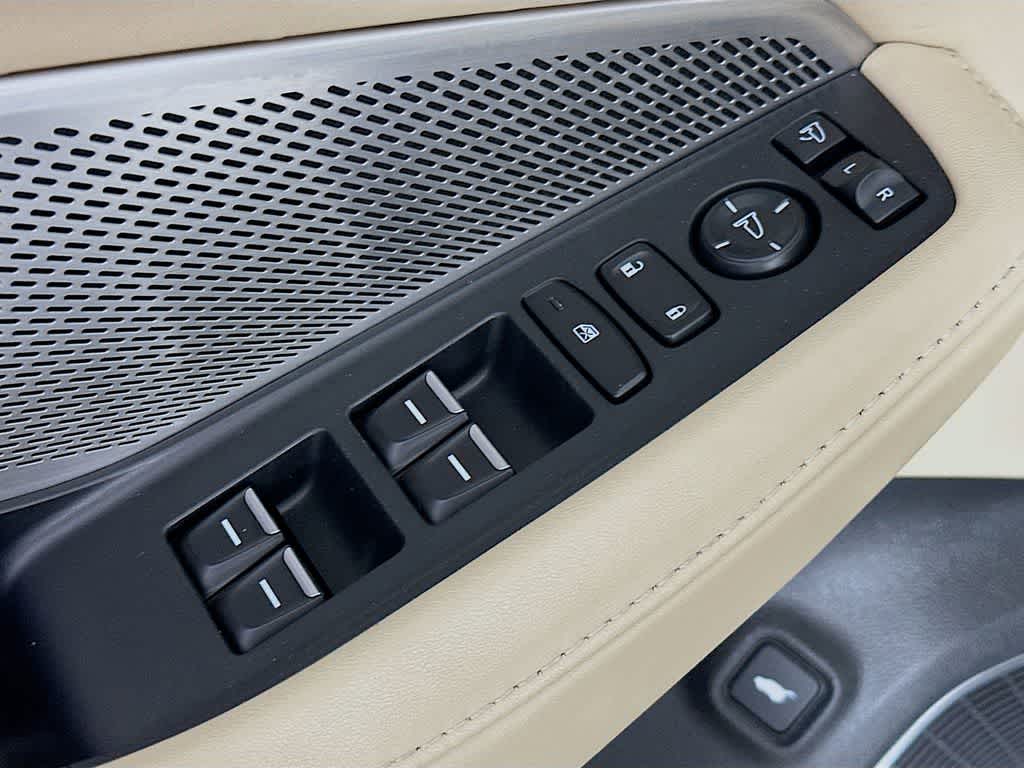 2023 Acura MDX w/Technology Package