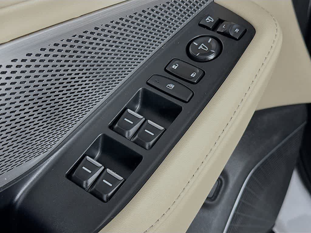 2023 Acura MDX w/Technology Package