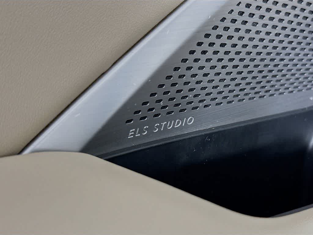 2023 Acura MDX w/Technology Package