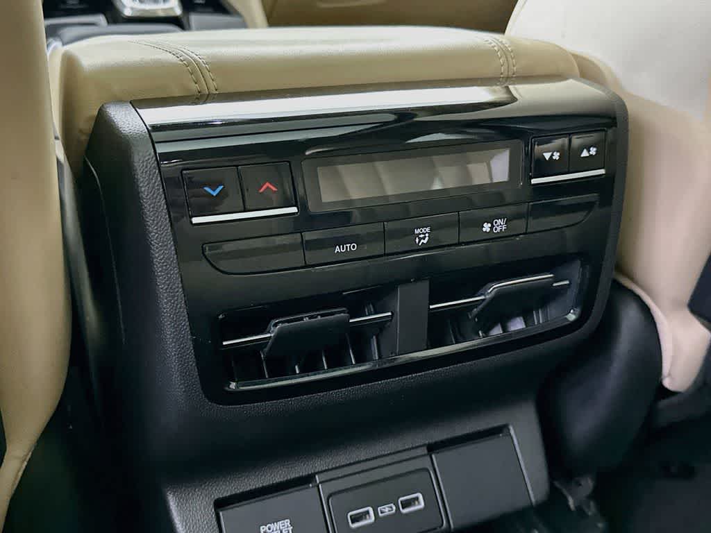 2023 Acura MDX w/Technology Package
