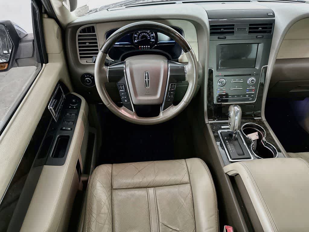 2016 Lincoln Navigator Select