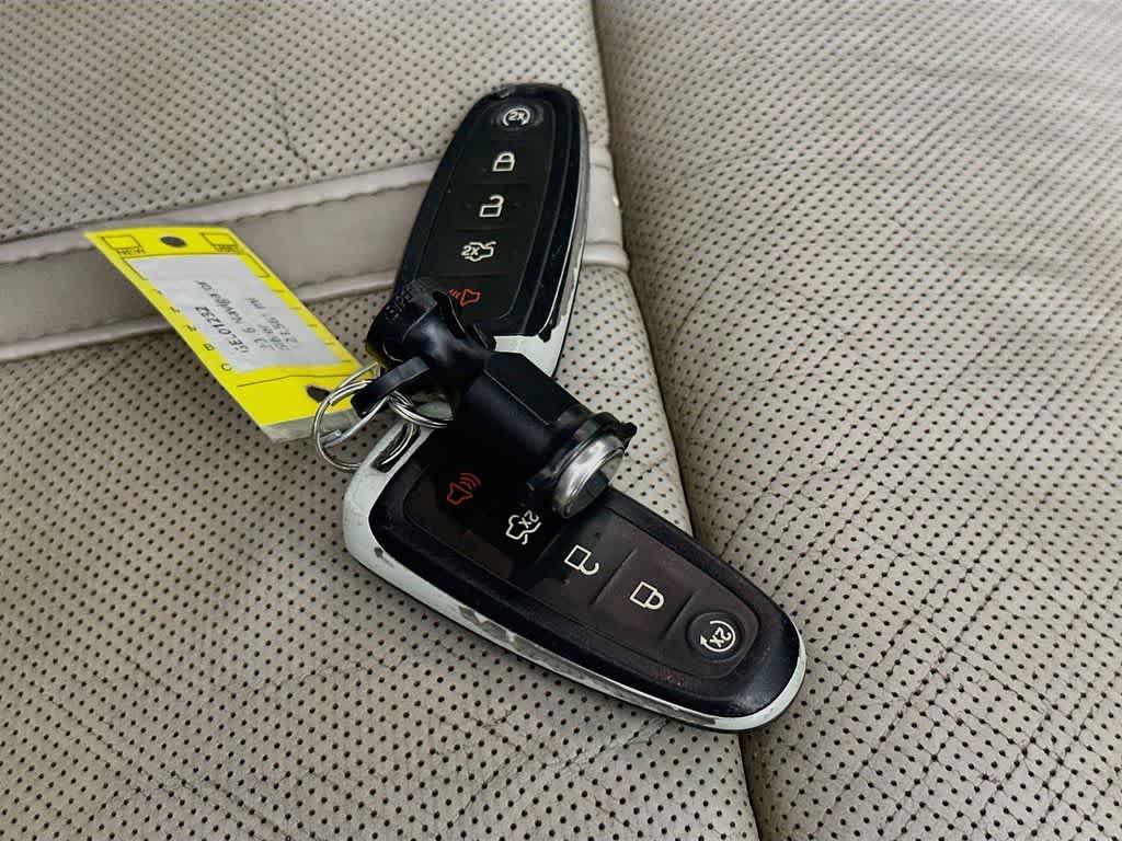 2016 Lincoln Navigator Select