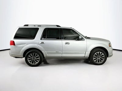 2016 Lincoln Navigator Select