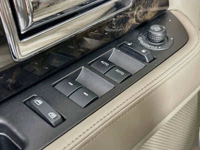 2016 Lincoln Navigator Select