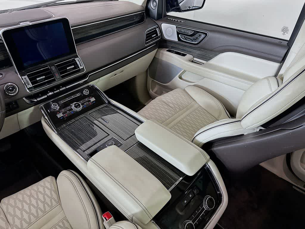 2020 Lincoln Navigator Black Label
