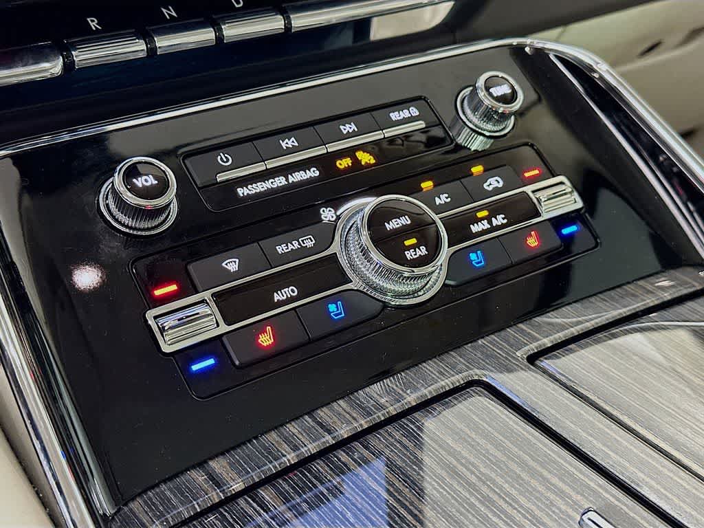 2020 Lincoln Navigator Black Label